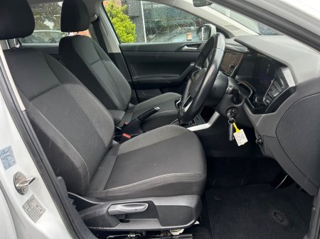 2022 Volkswagen Taigo - photo 21