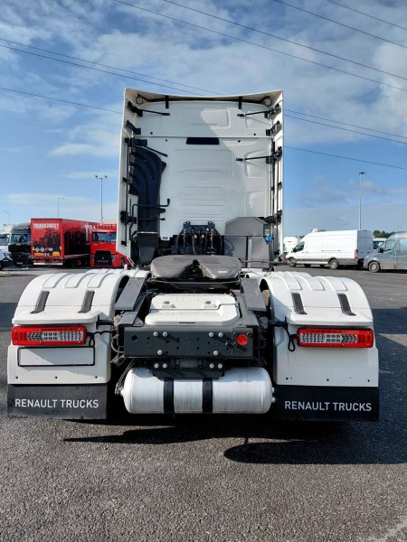 2023 Renault T-High - photo 6