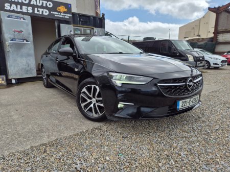 2022 Opel Insignia - photo 2