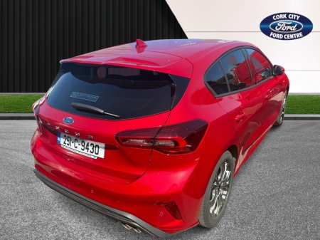 2025 Ford Focus - photo 2