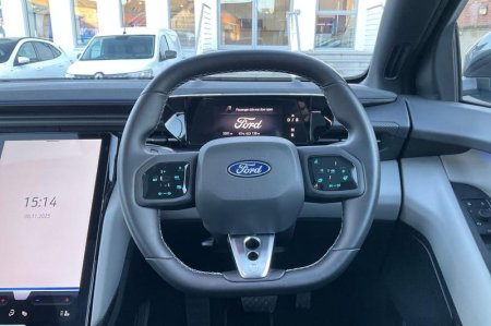 2025 Ford Capri - photo 12