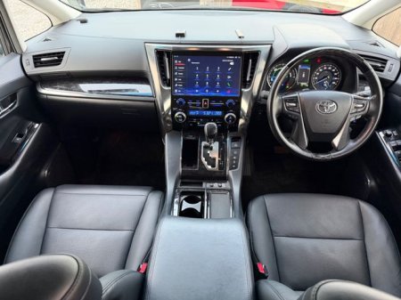 2019 Toyota Alphard - photo 14