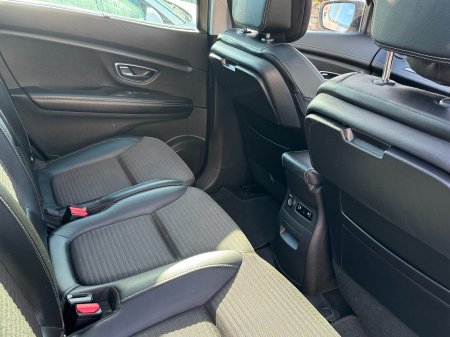2017 Renault Grand Scenic - photo 8