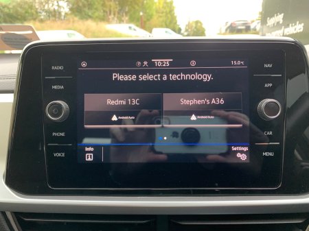2023 Volkswagen T-Roc - photo 23