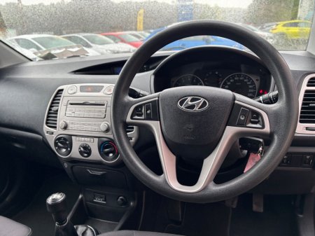 2010 Hyundai i20 - photo 14