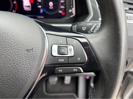 2020 Volkswagen Tiguan - photo 32