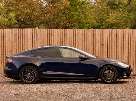 2015 Tesla Model S - photo 13