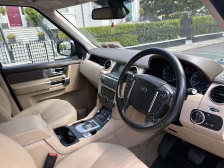 2015 Land Rover Discovery - photo 8