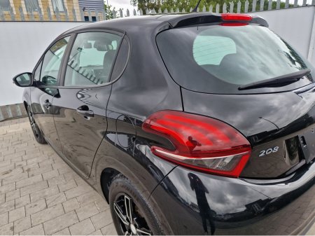 2017 Peugeot 208 - photo 8