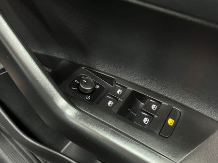 2023 Volkswagen Polo - photo 31