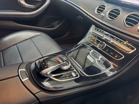 2017 Mercedes-Benz E-Class - photo 11