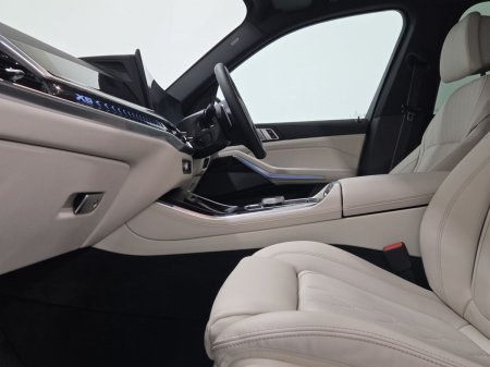 2025 BMW X5 - photo 7