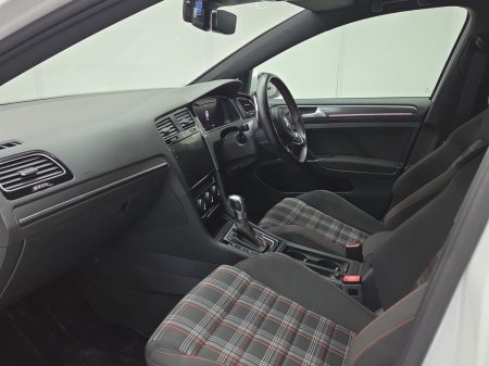 2018 Volkswagen Golf - photo 4