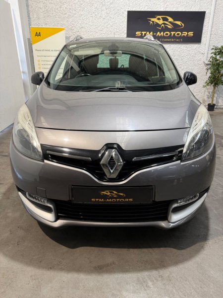 2015 Renault Grand Scenic - photo 2