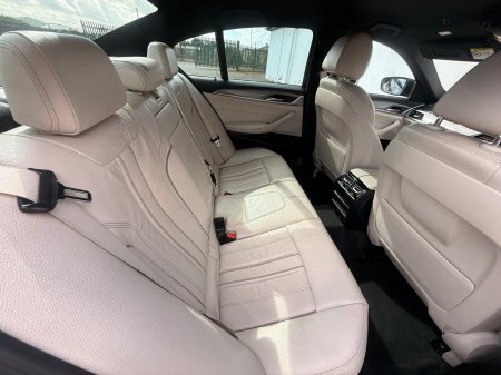 2017 BMW 5-Series - photo 21