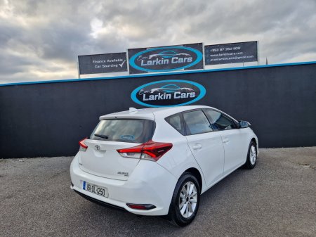2016 Toyota Auris - photo 5