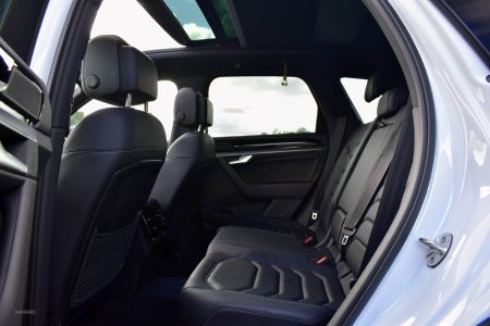 2024 Volkswagen Touareg - photo 13
