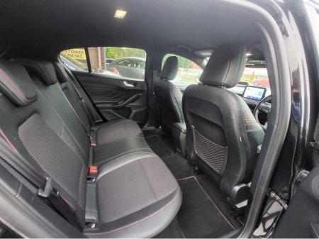 2019 Ford Focus - photo 14
