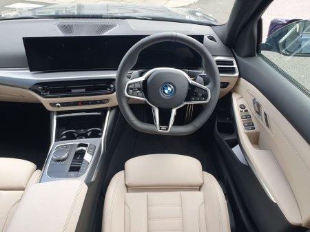 2026 BMW 3-Series - photo 5