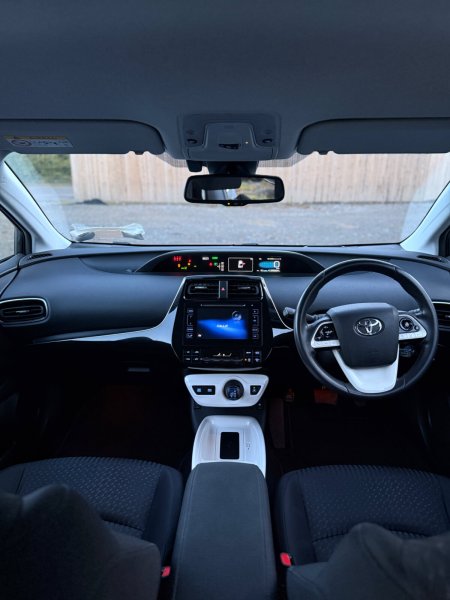 2017 Toyota Prius - photo 35