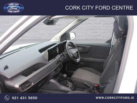 2025 Ford Transit Courier - photo 8
