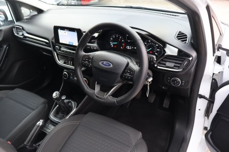 2018 Ford Fiesta - photo 11