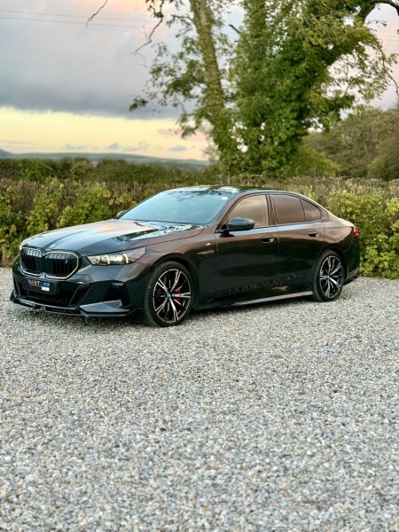 2023 BMW i5 - photo 6