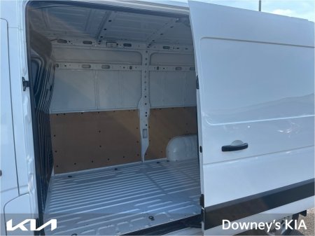 2021 Nissan NV400 - photo 8