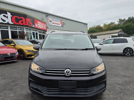 2017 Volkswagen Touran - photo 2