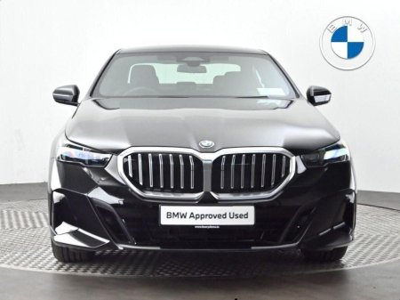 2025 BMW 5-Series - photo 16