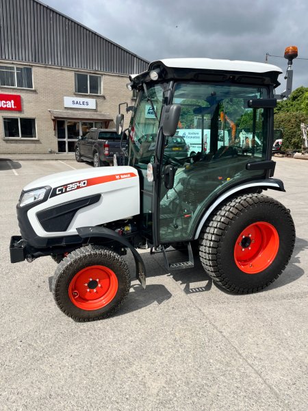 2023 Bobcat CT2540 - photo 2