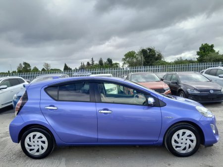 2016 Toyota Aqua - photo 9