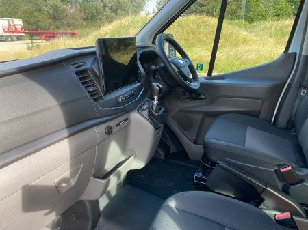 2026 Ford Transit Minibus - photo 2