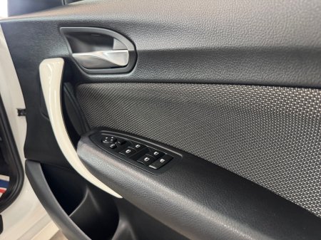 2017 BMW 1-Series - photo 12