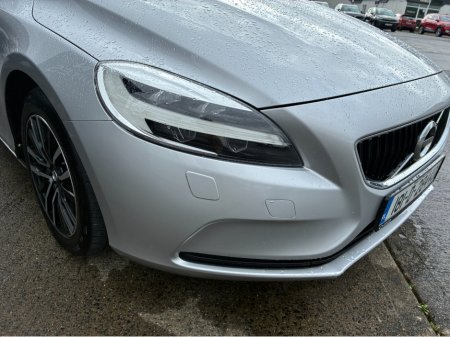 2018 Volvo V40 - photo 28