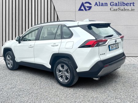 2024 Toyota RAV4 - photo 2