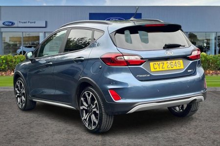 2023 Ford Fiesta - photo 2