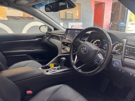 2021 Toyota Camry - photo 16