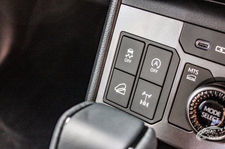 2026 Toyota Hilux - photo 30