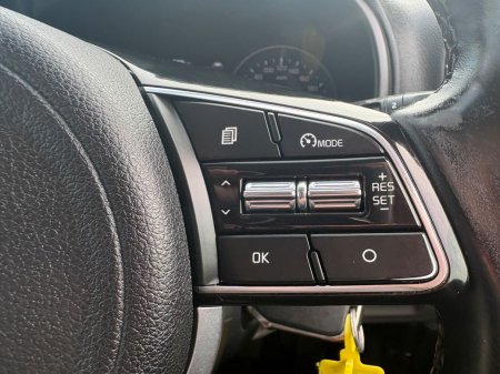 2021 Kia Sportage - photo 17