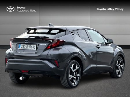 2023 Toyota C-HR - photo 2