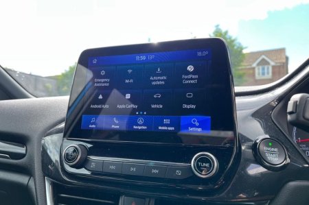 2020 Ford Fiesta - photo 34