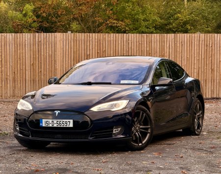 2015 Tesla Model S - photo 3