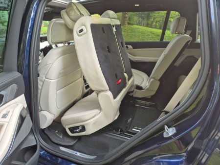 2021 BMW X7 - photo 37