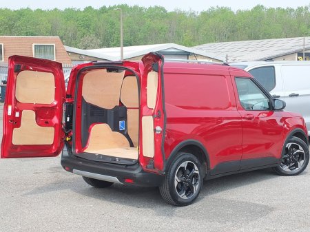 2025 Ford Transit Courier - photo 21