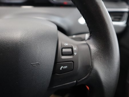 2016 Peugeot 2008 - photo 13