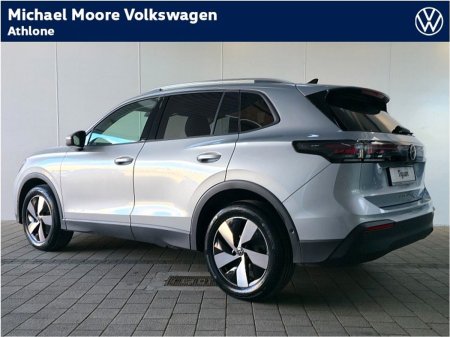 2027 Volkswagen Tiguan - photo 3