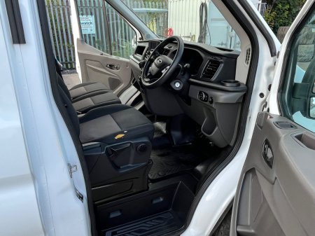2022 Ford Transit - photo 8