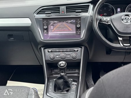 2019 Volkswagen Tiguan - photo 25