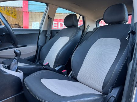 2015 Hyundai i10 - photo 12